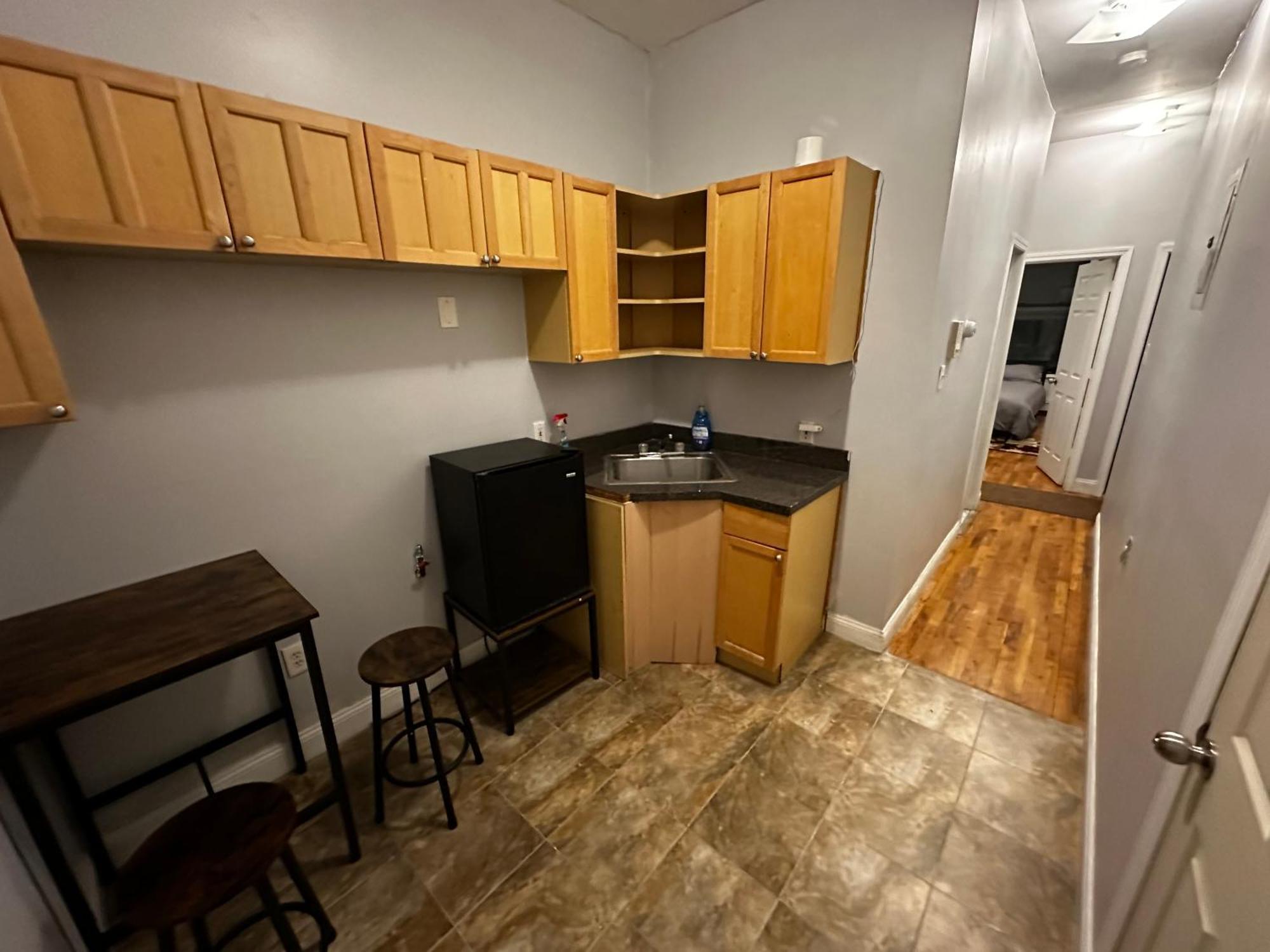 Cozy Townhouse In Harlem Apartment นิวยอร์ก ภายนอก รูปภาพ