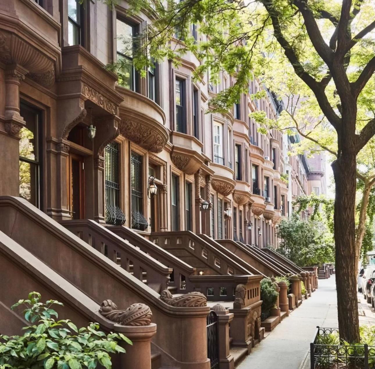 Cozy Townhouse In Harlem Apartment นิวยอร์ก ภายนอก รูปภาพ